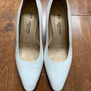 ST JOHN Classic White Heels